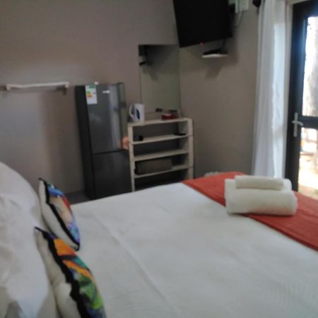 Die Windpomp Guesthouse Gobabis ภายนอก รูปภาพ