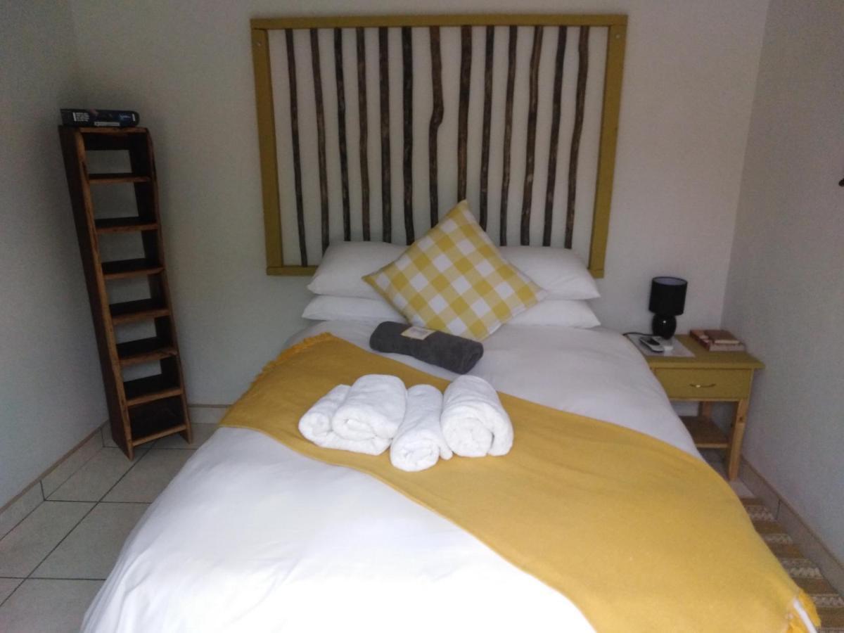 Die Windpomp Guesthouse Gobabis ภายนอก รูปภาพ