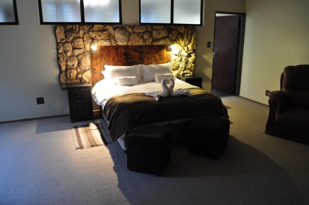 Die Windpomp Guesthouse Gobabis ภายนอก รูปภาพ