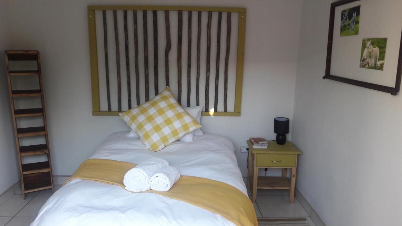 Die Windpomp Guesthouse Gobabis ภายนอก รูปภาพ