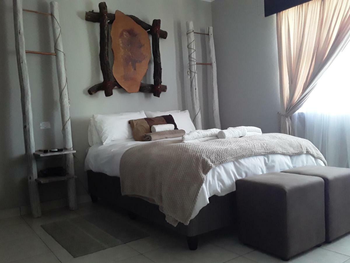 Die Windpomp Guesthouse Gobabis ภายนอก รูปภาพ